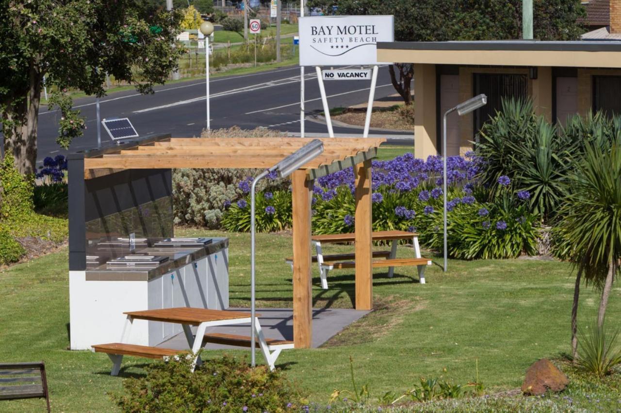 Bay Motel Safety Beach Exterior photo