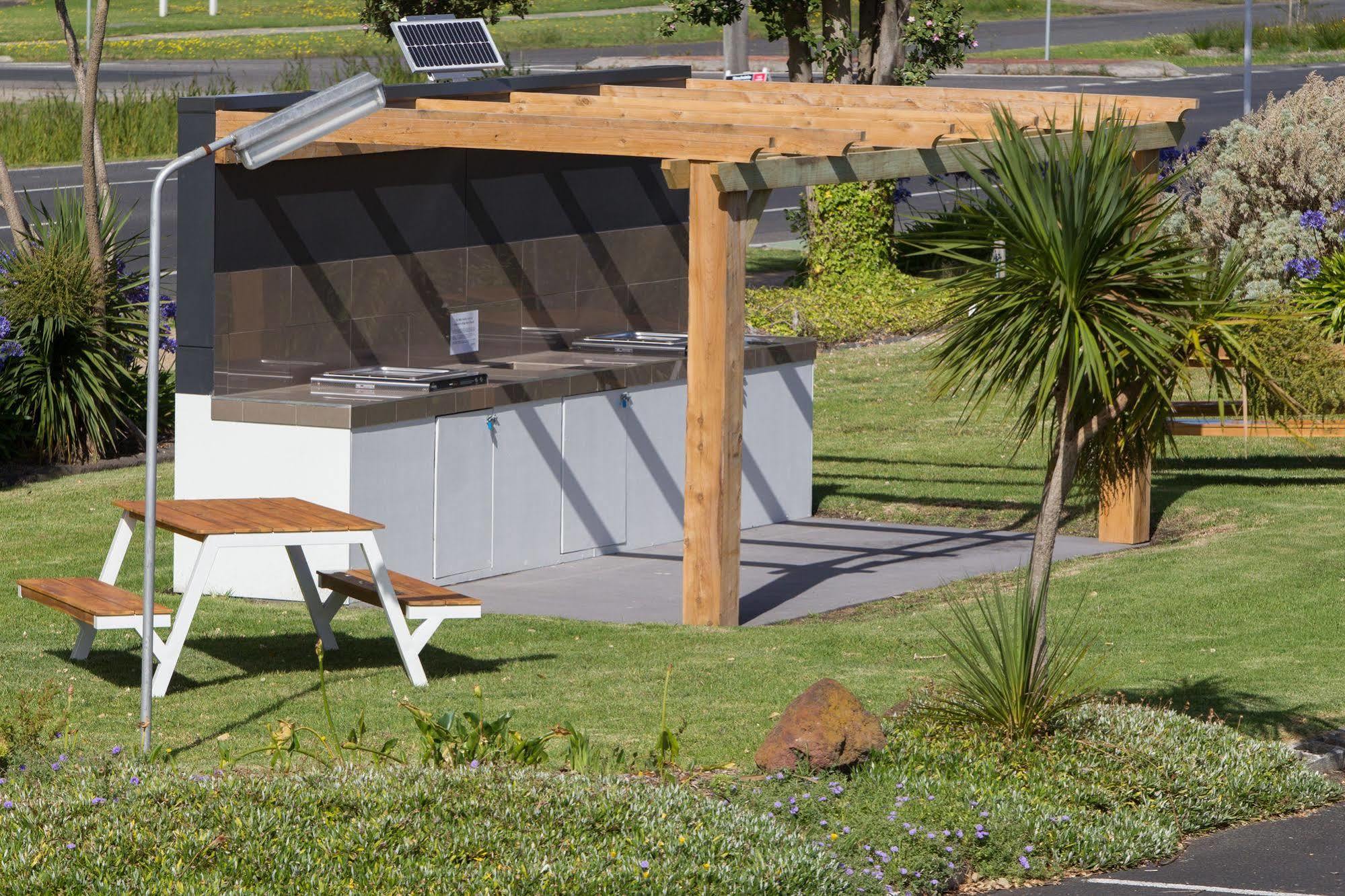 Bay Motel Safety Beach Exterior photo